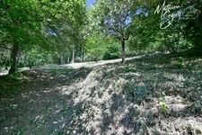 Terrain à bâtir de 2815 m² à AVEIZE (69)