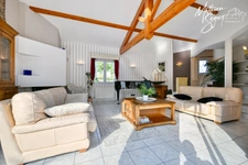 THURINS - Pleasant house on a 936 m² plot 