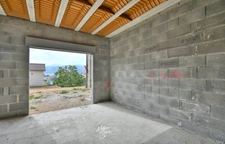 INCROYABLE PLATEAU A AMENAGER DE 190m² à THURINS (69)