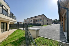 Appartement neuf avec stationnement couvert inclus, fonctionnel et spacieux pour un confort optimal !