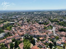 Appartement de 95.52m² 4 pièces avec extérieur de 13.31m² - SAINT GENIS LAVAL (69)