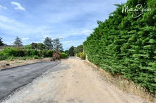 Jolie terrain avec vue pour accueillir tous vos projets de vie ! 