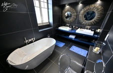 Property for sale 13 rooms CHAZELLES SUR LYON (42) with 13 rooms on a listed park of 5800 m²