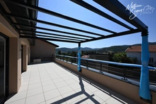 Discover this new apartment combining elegance and convenience!