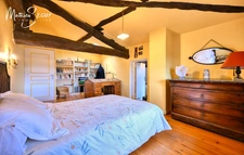 MAISON traditionnelle de charme en pierres à SAINT-MARTIN-EN-HAUT