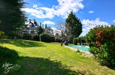 Property for sale 13 rooms CHAZELLES SUR LYON (42) with 13 rooms on a listed park of 5800 m²