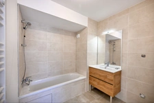 Découvrez ce superbe appartement 4 pièces avec terrasse - élégant, lumineux et convivial !