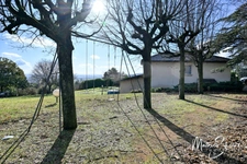 VAUGNERAY - Terrain à bâtir pour une maison P4 à étage + garage