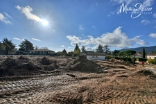 Jolie terrain avec vue pour accueillir tous vos projets de vie ! 