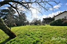 Maison individuelle à bâtir sur un terrain de 378 m² à POLLIONNAY (69)