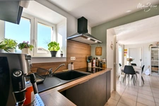Très bel appartement T3 à COURZIEU en rez de jardin ! 