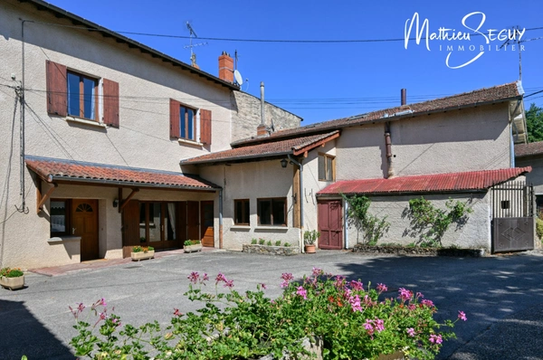 Thurins - Maison de village en bordure de Garon