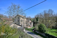 Ancien Moulin sur 1,3 Ha de terrain à MESSIMY (69)