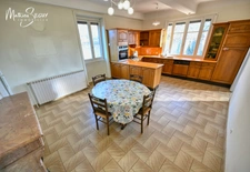 MILLERY – Beau potentiel pour cette maison P7 avec jardin, sous-sol et dépendances