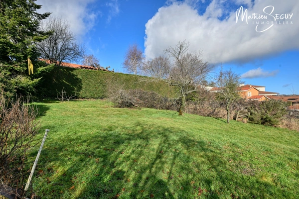 Maison individuelle à bâtir sur un terrain de 378 m² à POLLIONNAY (69)