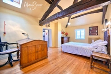 MAISON traditionnelle de charme en pierres à SAINT-MARTIN-EN-HAUT