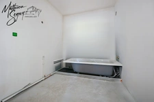 Appartement neuf avec stationnement couvert inclus, fonctionnel et spacieux pour un confort optimal !