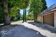 THURINS - Vast green property