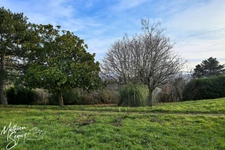 VAUGNERAY - Terrain à bâtir pour une maison P5 à étage + garage