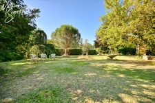 THURINS - Vast green property