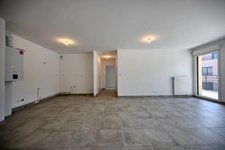 Découvrez ce superbe appartement 4 pièces avec terrasse - élégant, lumineux et convivial !