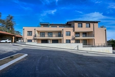 Discover this new apartment combining elegance and convenience!