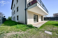 Appartement neuf avec stationnement couvert inclus, fonctionnel et spacieux pour un confort optimal !