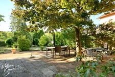 THURINS - Vast green property