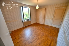Thurins - Maison de village en bordure de Garon