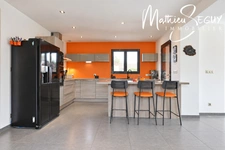 ORLIENAS - 5-room house on a full basement!