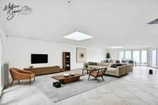 Ensemble immobilier pro/perso à St Genis Laval