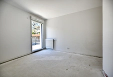 Découvrez ce superbe appartement 4 pièces avec terrasse - élégant, lumineux et convivial !