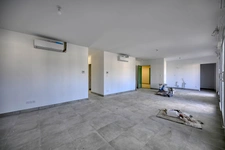 Discover this new apartment combining elegance and convenience!