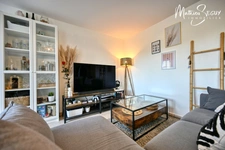 Très bel appartement T3 à COURZIEU en rez de jardin ! 