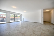 Découvrez ce superbe appartement 4 pièces avec terrasse - élégant, lumineux et convivial !