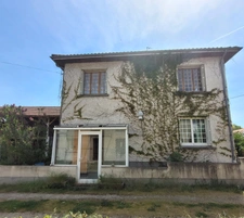 Maison éligible aux aides à la rénovation.