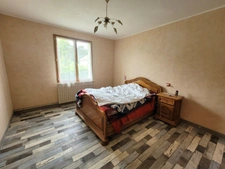 Maison de 153 m² avec 6038 m² de terrain arboré