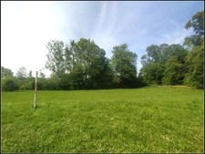 Propriété de 615 m² sur plus de 7000 m² de terrain