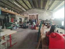 Propriété de 615 m² sur plus de 7000 m² de terrain