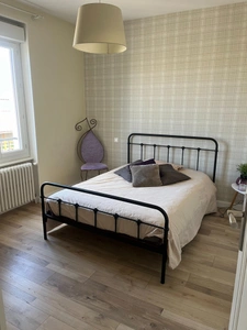 En exclusivité, à 10 minutes de Riom et 20 minutes de Clermont-Ferrand,