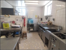 Propriété de 615 m² sur plus de 7000 m² de terrain