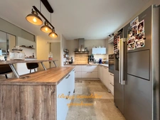 Maison avec chambre en rez-de-chaussée