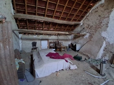 Maison  à rénover, à fort potentiel à la campagne, proche de Cluis (36)