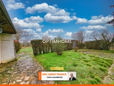 MAISON D’ARCHITECTE DE PLAIN-PIED SUR 80 M² AVEC GARAGE L'ENSEMBLE SUR 2339 M² DE TERRAIN CLOS