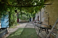 Ancien Restaurant / Maison 4 pièces 119m² à renover à Luant