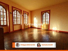 Maison de 200m², avec magasin au rez de chaussée