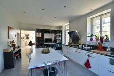 Maison de charme, dans son parc clos, 199m²