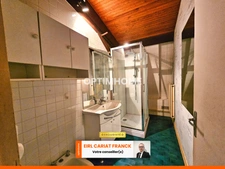 MAISON D’ARCHITECTE DE PLAIN-PIED SUR 80 M² AVEC GARAGE L'ENSEMBLE SUR 2339 M² DE TERRAIN CLOS