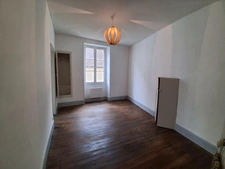 Maison mitoyenne, 120m², 5 pièces à SAINT GAULTIER (36)