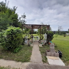 Maison familiale avec jardin de 4000m², à Saint Marcel (36)